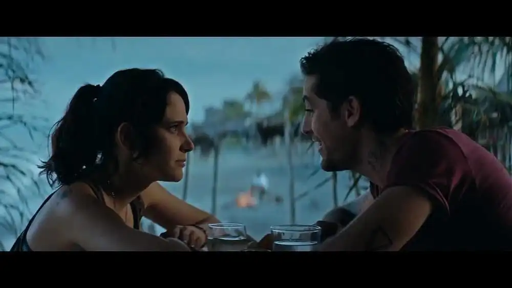 скачать клип Juanes - Intro El Ratico