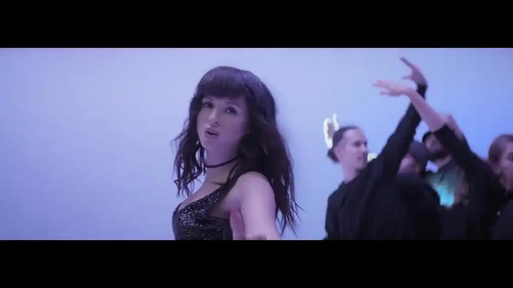 скачать клип НЮША - Тебя любить