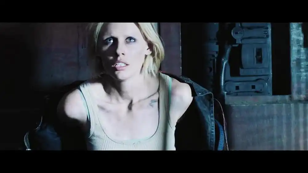 скачать клип MUSE - Dig Down