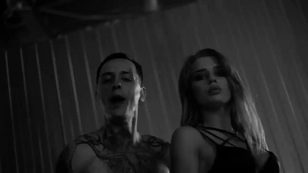 Скруджи - Взрыв в темноте