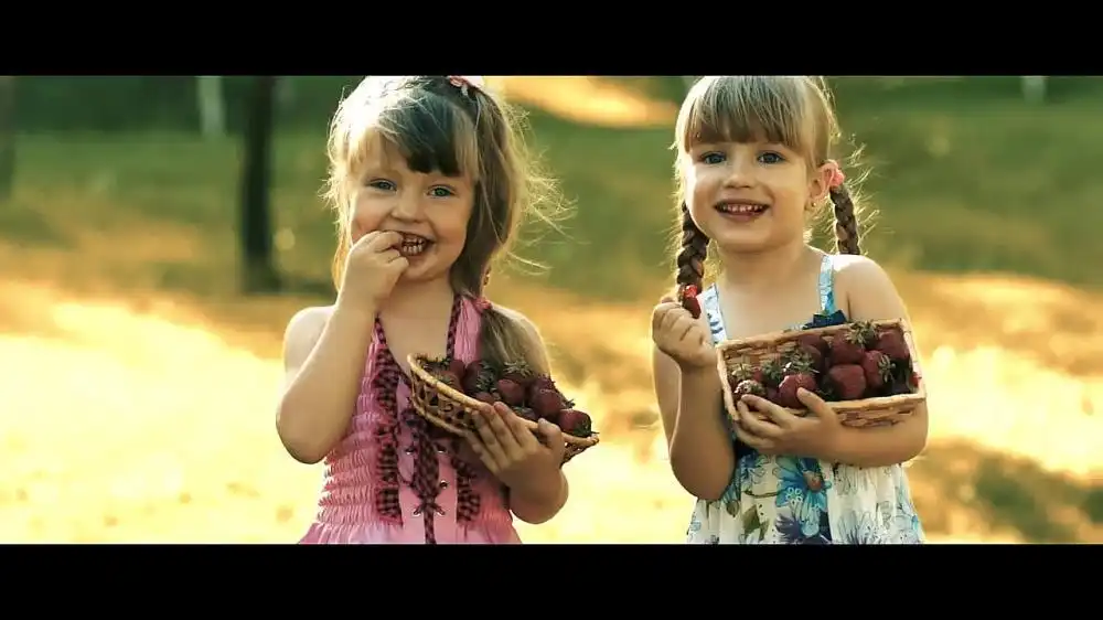 скачать клип Amna - Copilarie