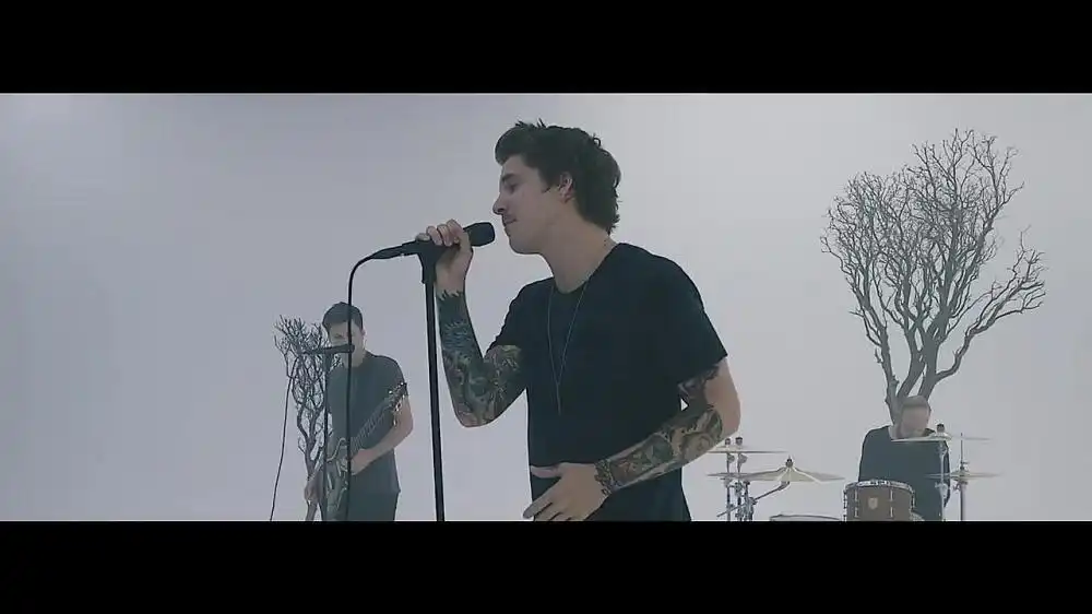 скачать клип Our Last Night - Tongue Tied