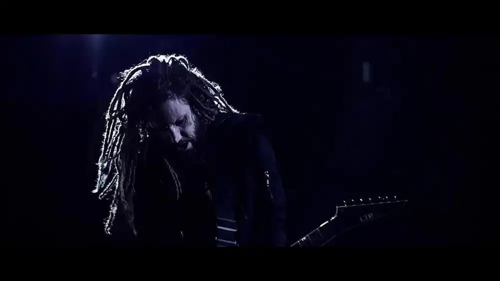 скачать клип Korn - Black Is The Soul