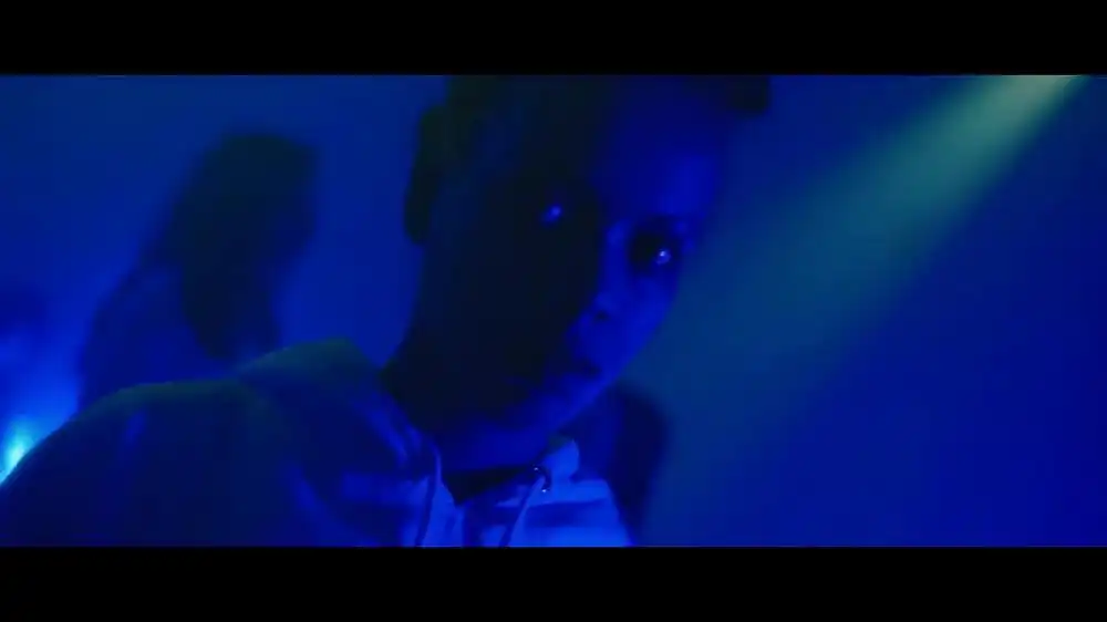 скачать клип Sub Focus ft. ALMA - Dont You Feel It