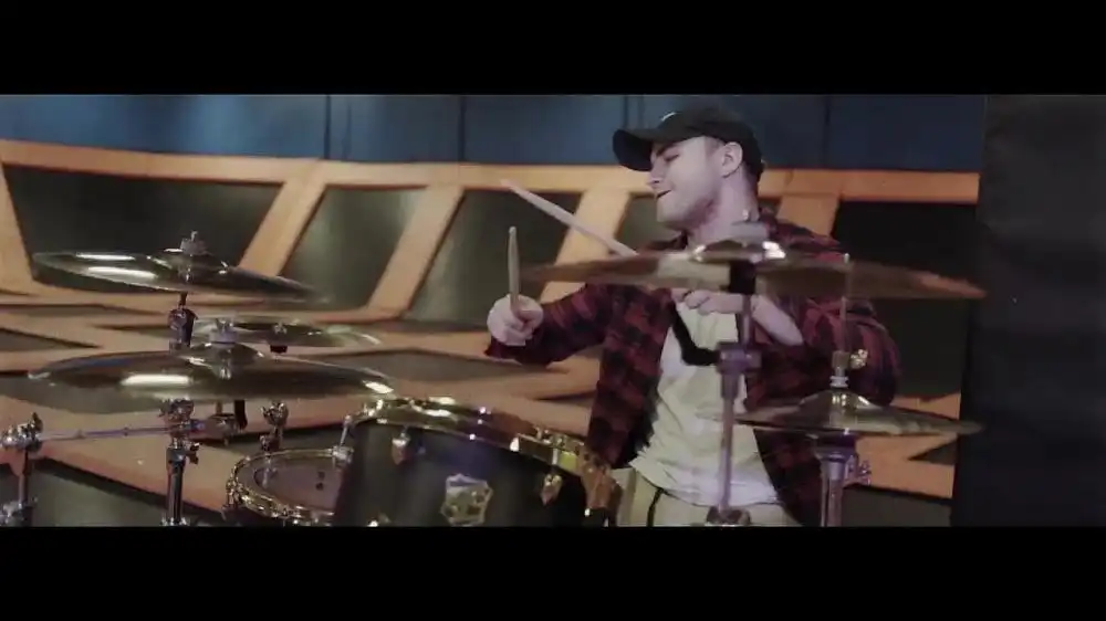 скачать клип Across The Atlantic - Playing For Keeps