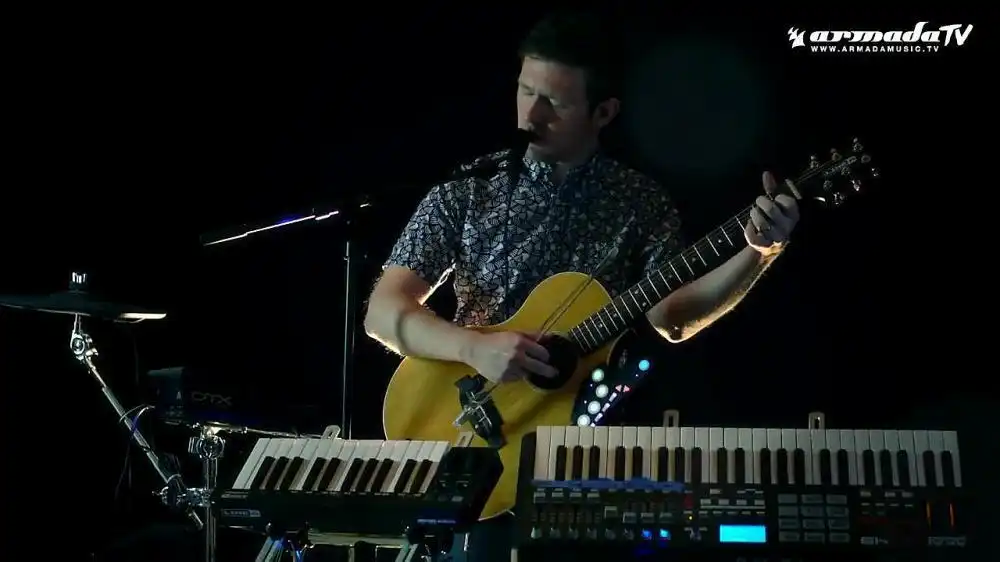 скачать клип Patrick Baker - Only