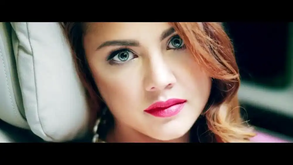 скачать клип МакSим - На Двоих