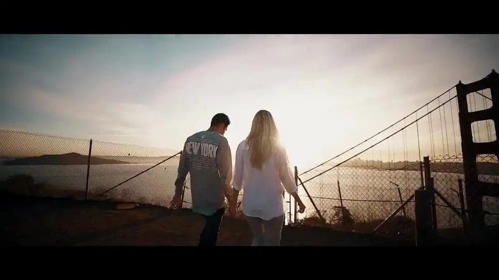 скачать клип The Chainsmokers - Where Do I Go