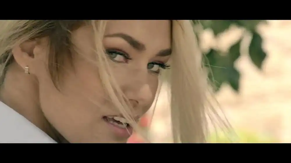 скачать клип Feli - ACASA