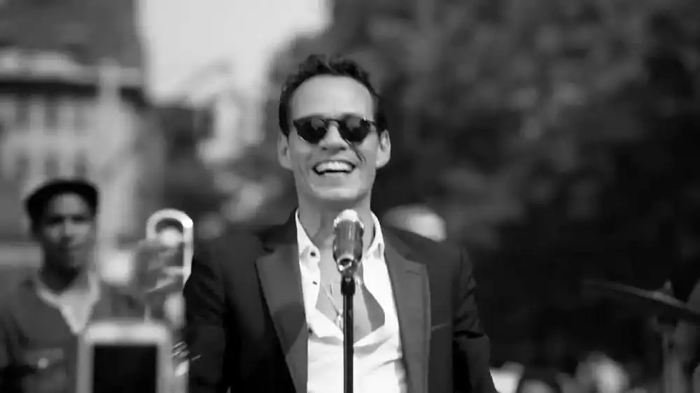 скачать клип Marc Anthony - Vivir Mi Vida
