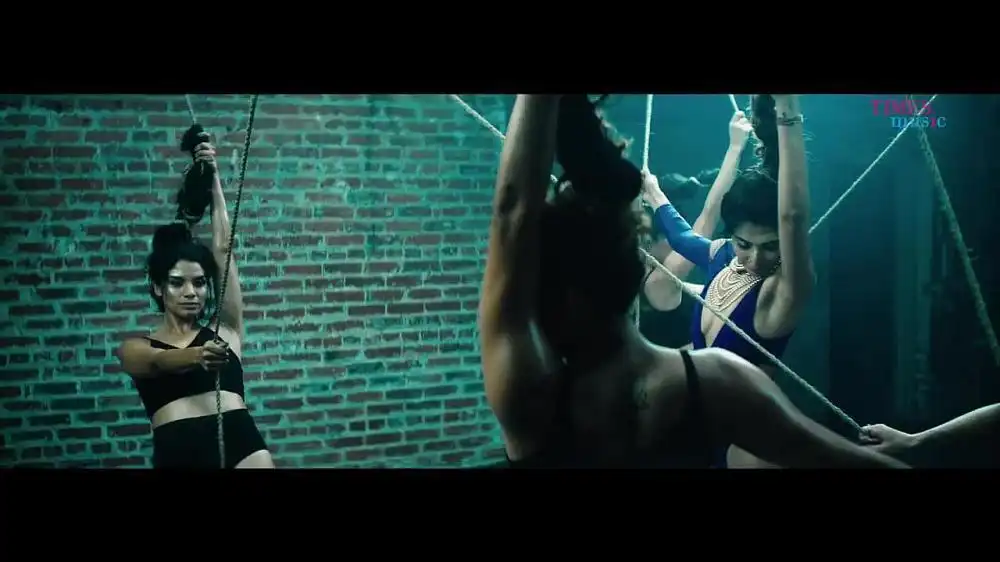 Monica Dogra - Naraye Mastana