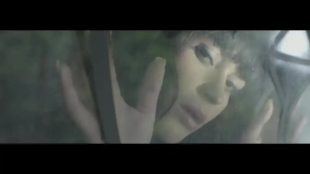 скачать клип Irina Rimes feat. Killa Fonic - Bandana