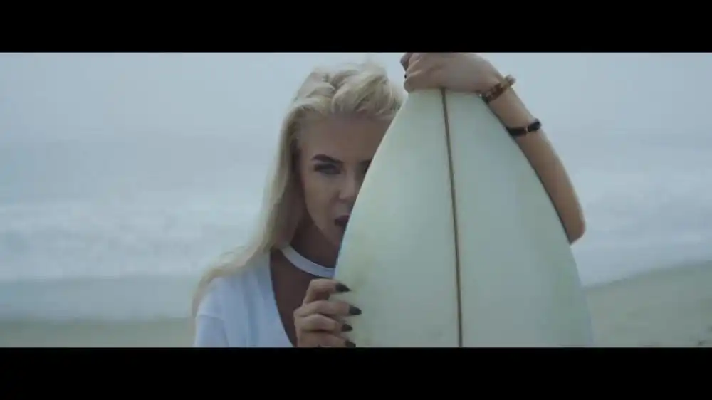 скачать клип Алина Гросу - Последняя ночь