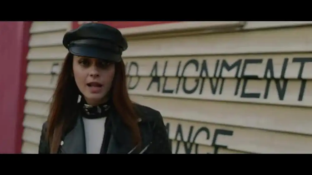 скачать клип Annalisa - Direzione la vita