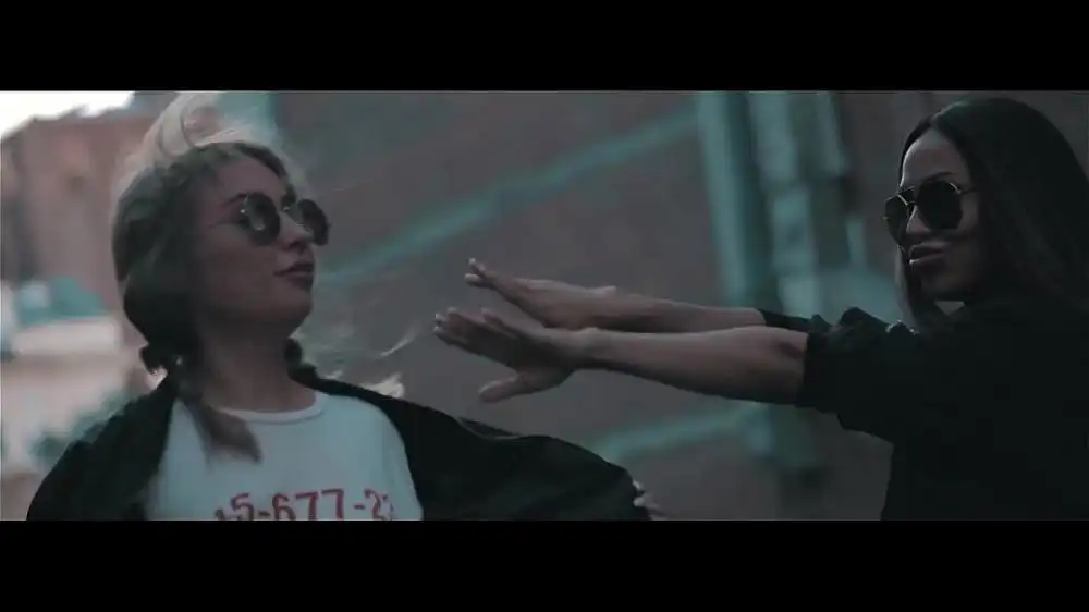 скачать клип СЯВА - Эй, друг