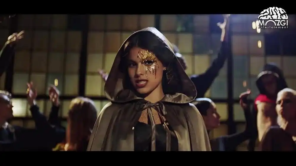 скачать клип Michelle Andrade - Хватит свистеть