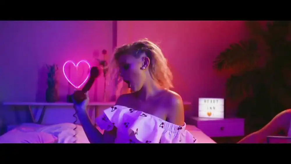 скачать клип Jordyn Jones - All I Need