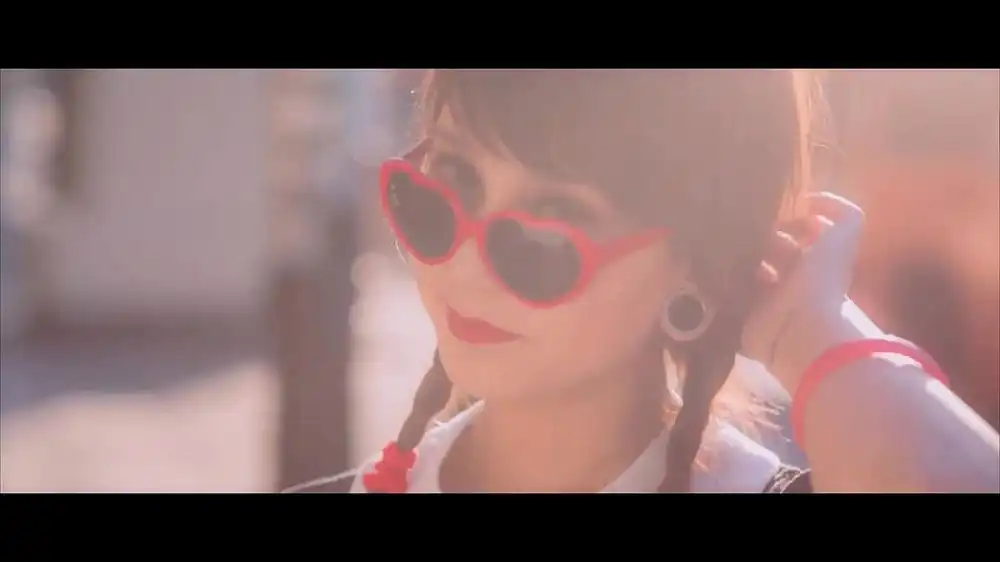 скачать клип RED ZEBRA - SWEET LULLABY