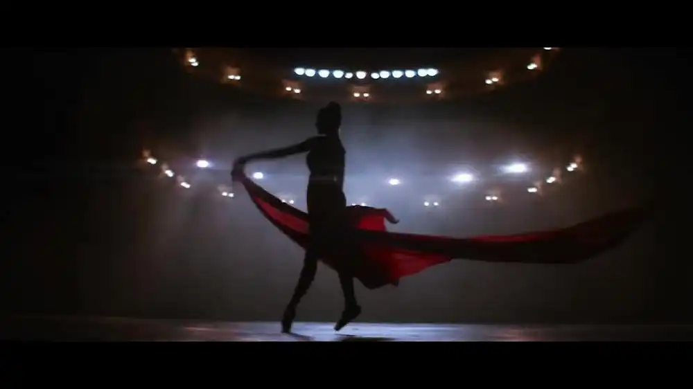 скачать клип Миша Марвин feat. Bumble Beezy - Молчишь