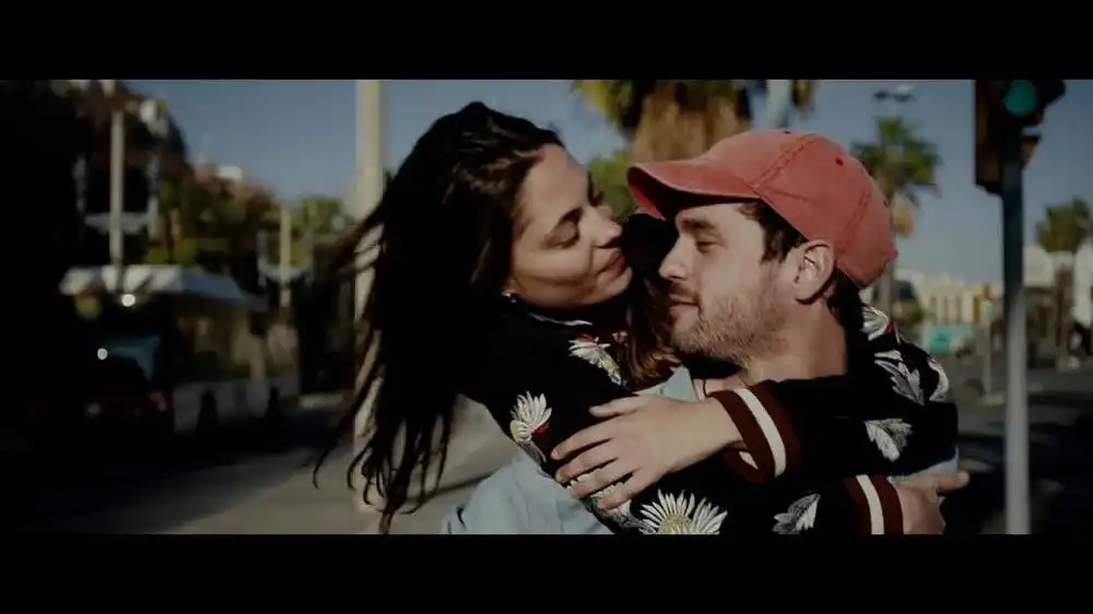 скачать клип Gromee Ft. Lukas Meijer - Light Me Up