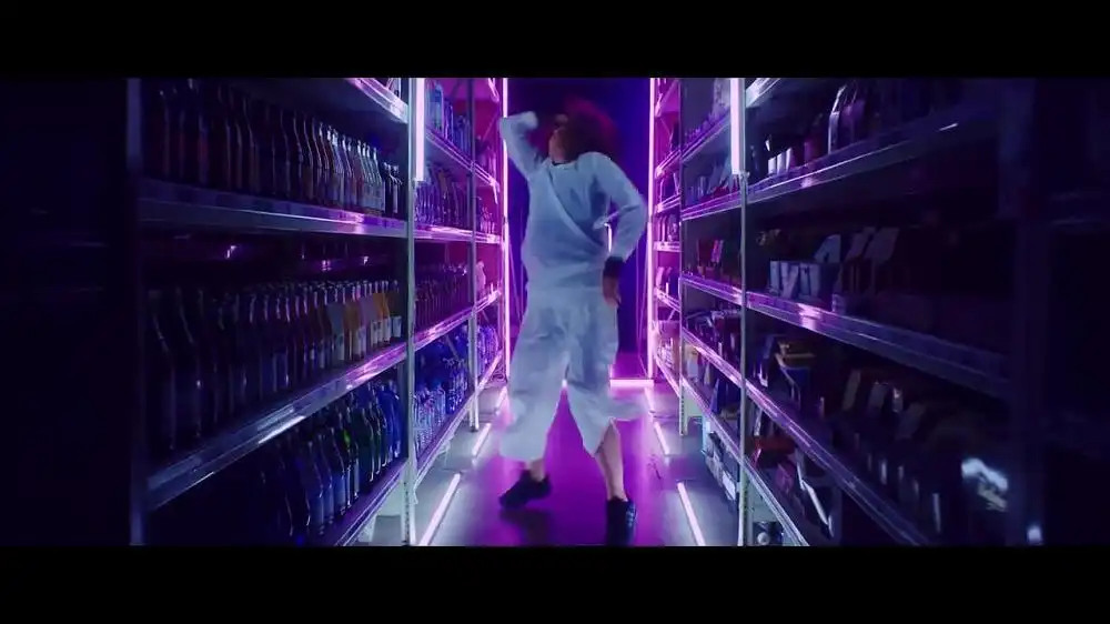 скачать клип MSTR ROGERS - Wild One