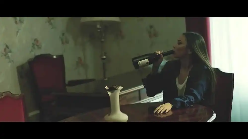 скачать клип F.Charm - Amor Amar