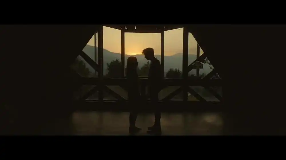 Kacey Musgraves - Space Cowboy