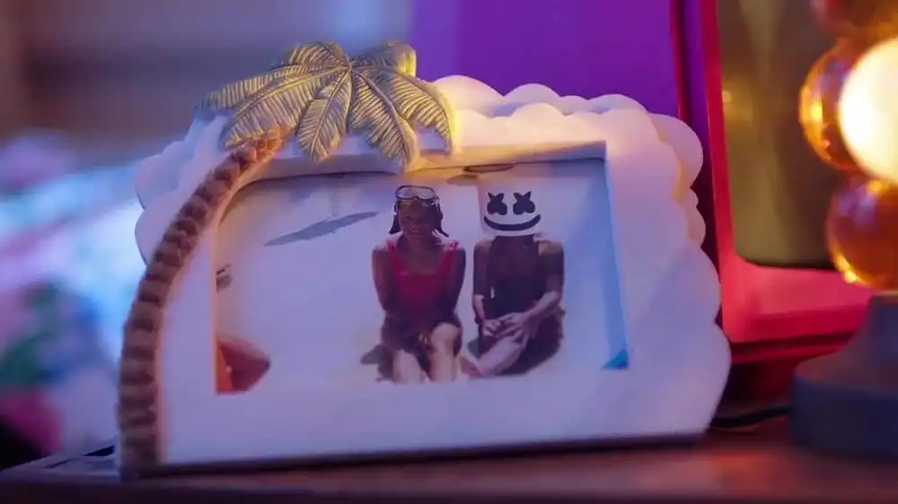 скачать клип Marshmello and Anne-Marie - друзья