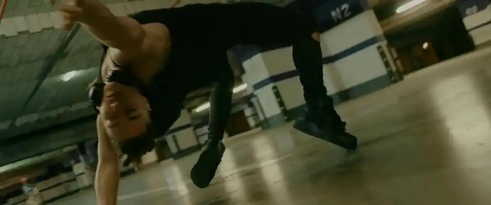 скачать клип Irina Rimes Feat. The Motans - Cel Mai Bun DJ