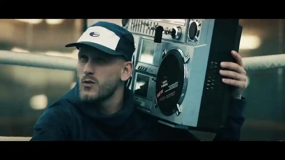 скачать клип Сява - Mr. Jumper