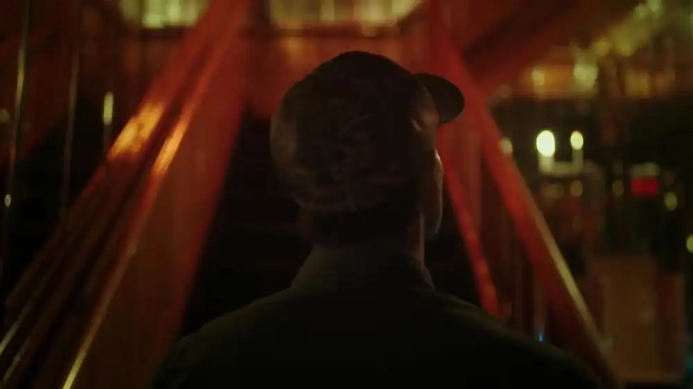 скачать клип Keith Urban - Never Comin Down