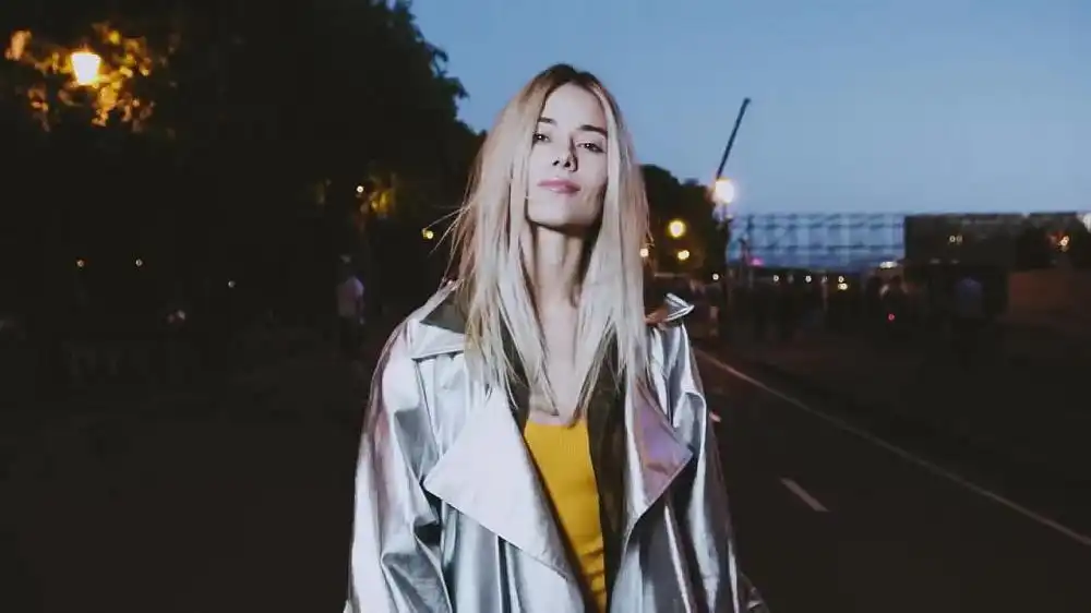 скачать клип Юля Паршута - Северное Сияние (Remix)