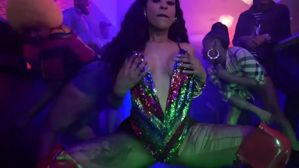 скачать клип Vybz Kartel, Jodi Couture - BackShot