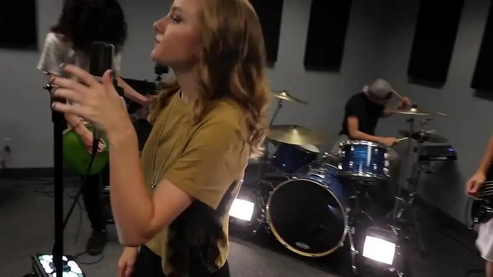 скачать клип Ed Sheeran - Shape of You - Full Band Rock Cover