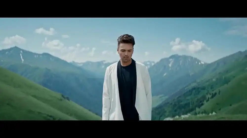 скачать клип Александр Панайотов - Ночь на облаках