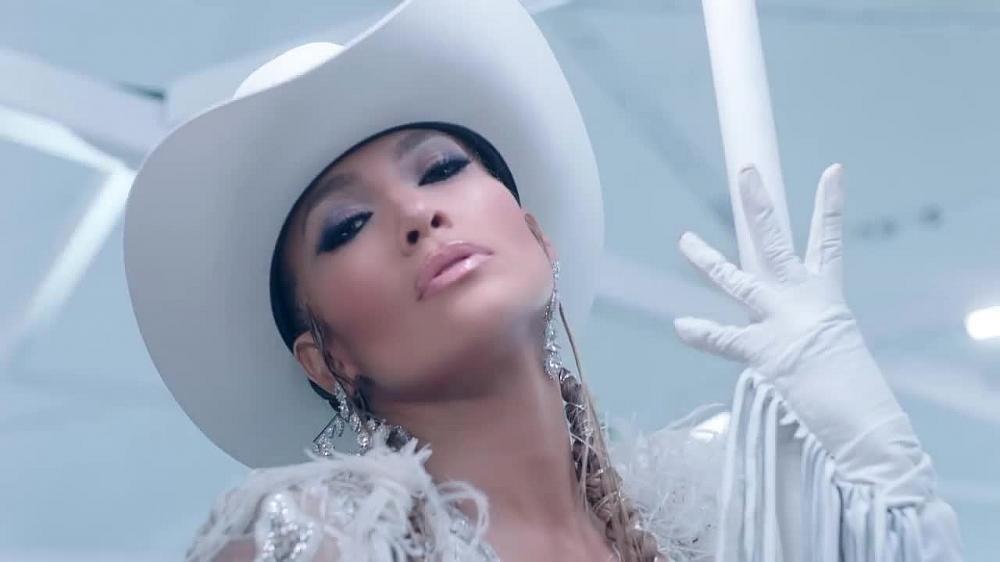 скачать клип Jennifer Lopez - Medicine