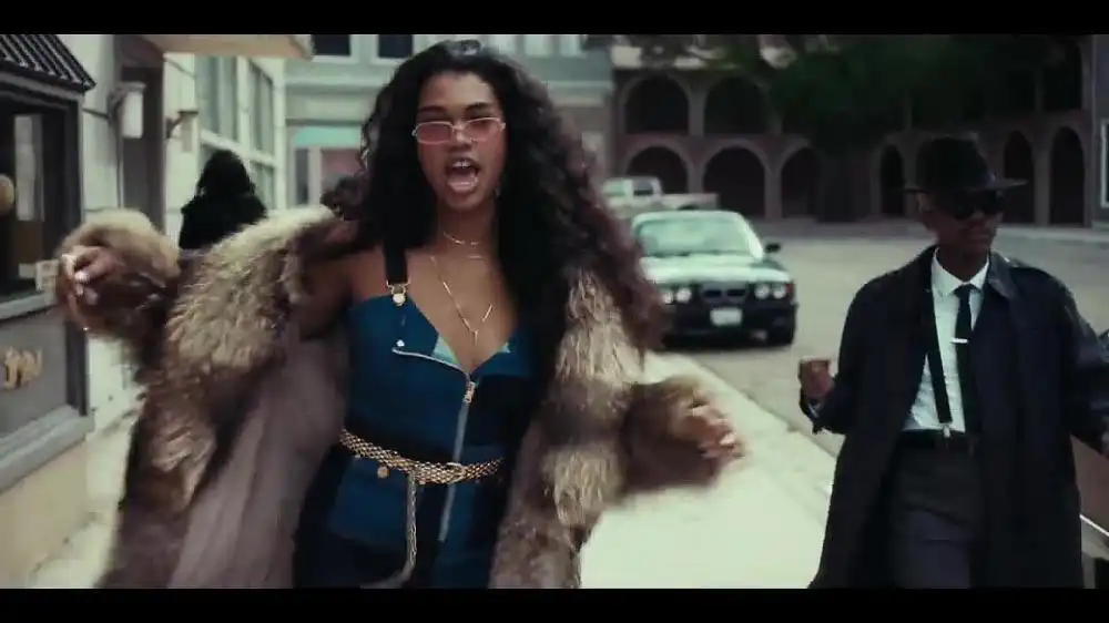 скачать клип Amber Mark - Mixer