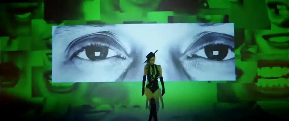 скачать клип Алиса Салтыкова - Серые Глаза