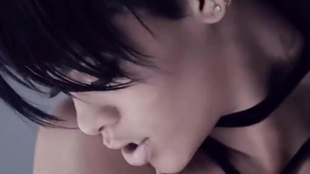 скачать клип Eminem - What Now