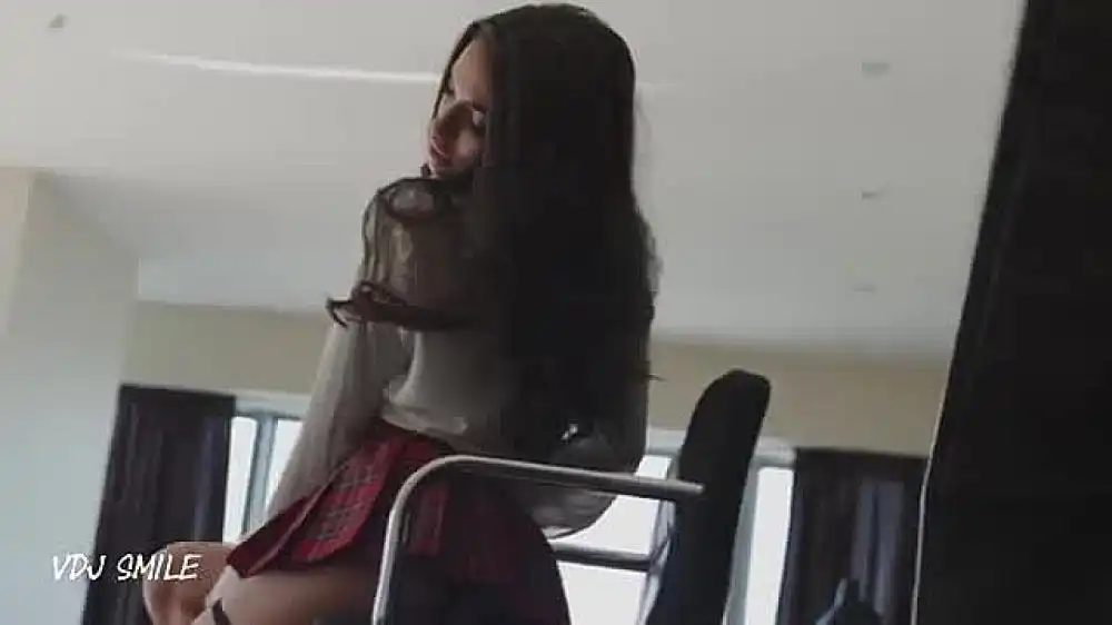 Stromae - Alors on Danse - sexy