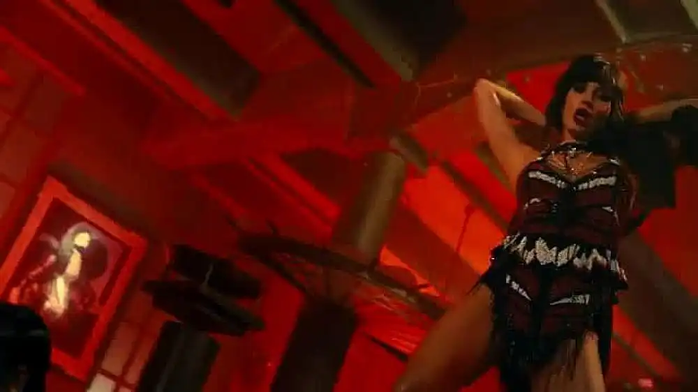 скачать клип LOBODA - Пуля-Дура