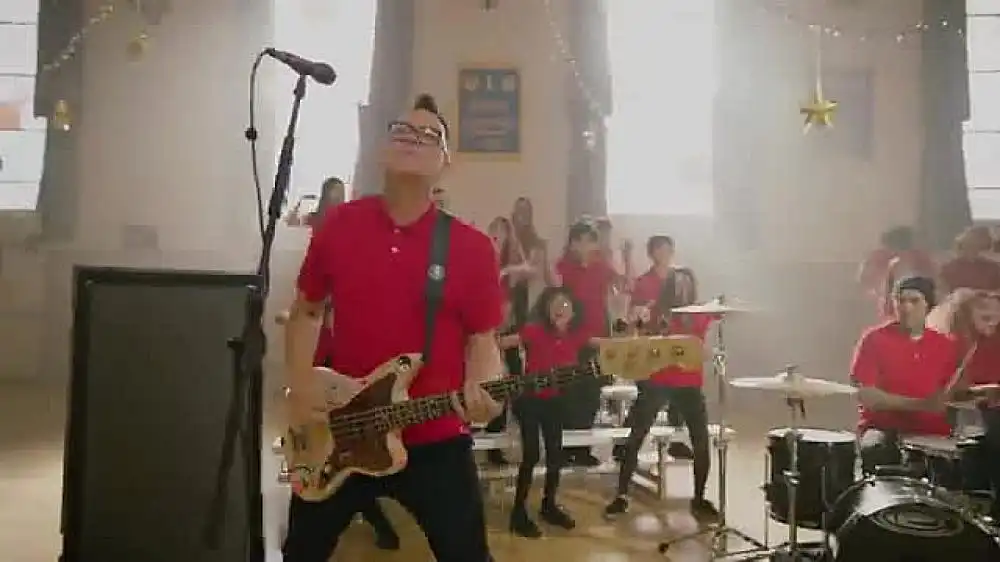 скачать клип blink-182 - Darkside