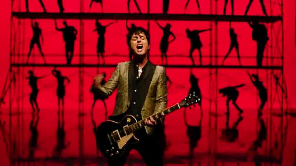 скачать клип Green Day - Father Of All