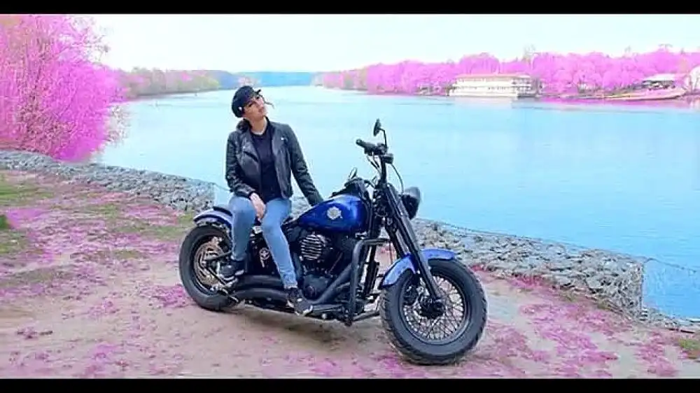 скачать клип ANIVAR - НЕЧЕГО СКРЫВАТЬ