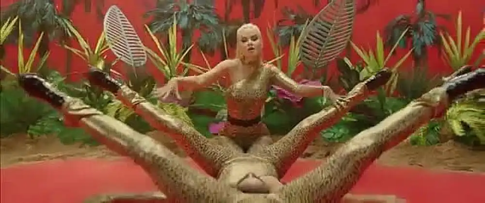 скачать клип RASA - КОШКА