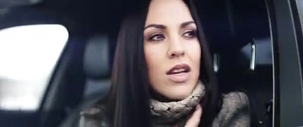 Надя Ручка - С кем новый год встретишь