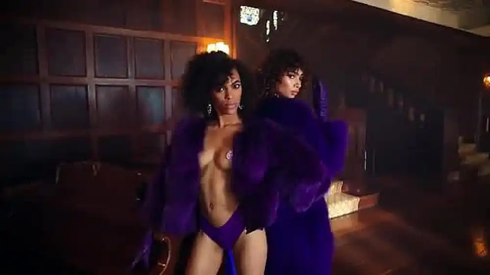 скачать клип J Balvin - Morado