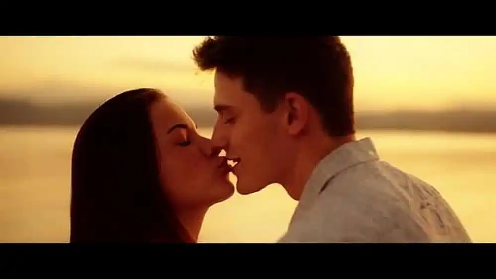 скачать клип Jessica Baio - if i never