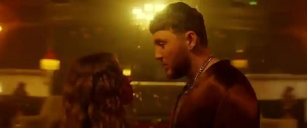 скачать клип James Arthur - Medicine