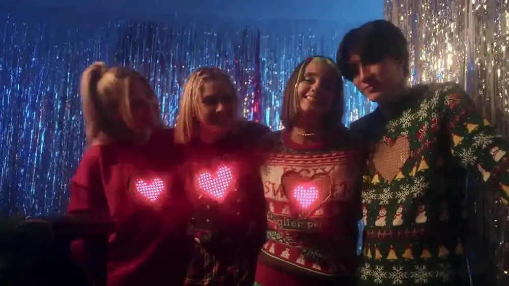 скачать клип DREAM TEAM - Новогодний